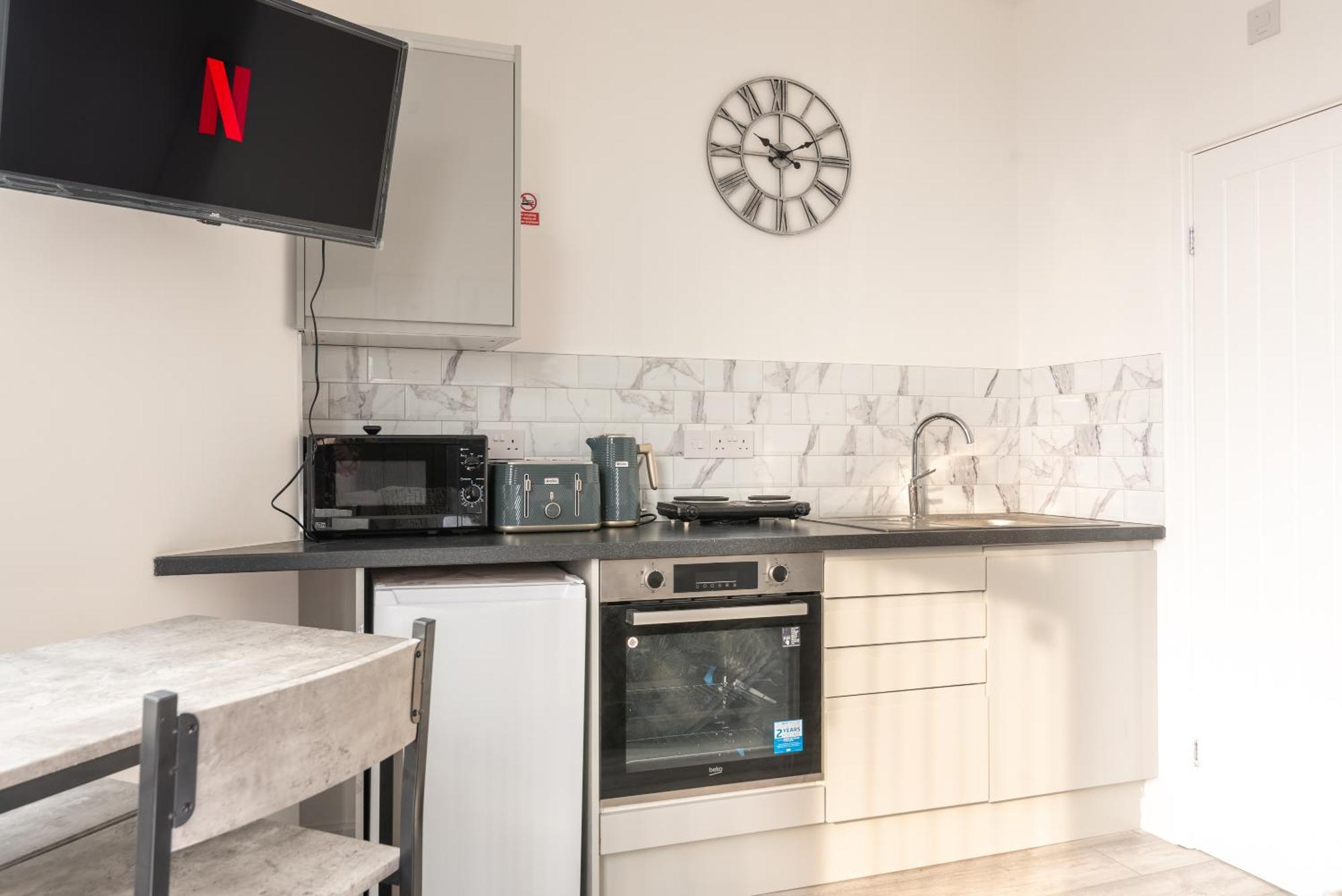 Cosy Cardiff Apartments - Garden Lounge Kültér fotó