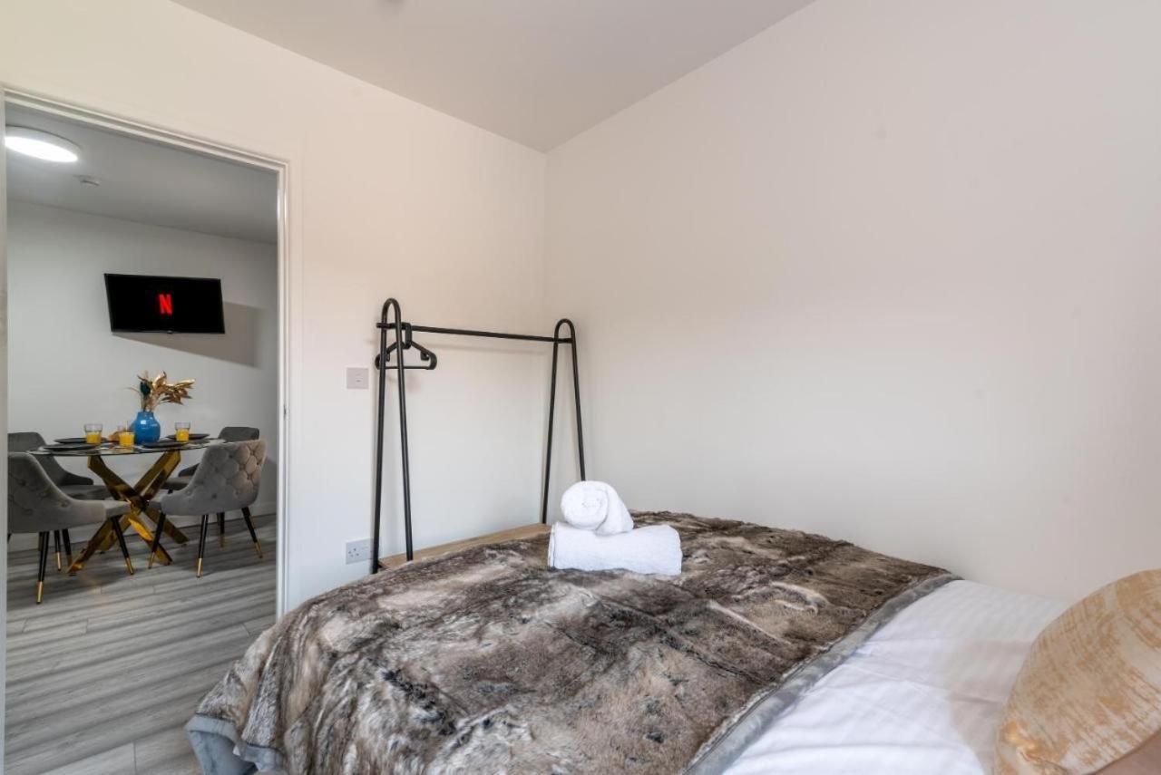 Cosy Cardiff Apartments - Garden Lounge Kültér fotó