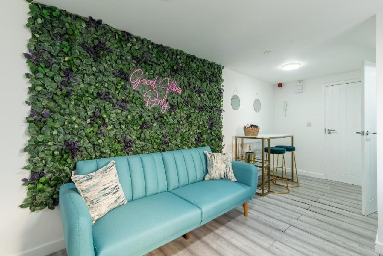 Cosy Cardiff Apartments - Garden Lounge Kültér fotó