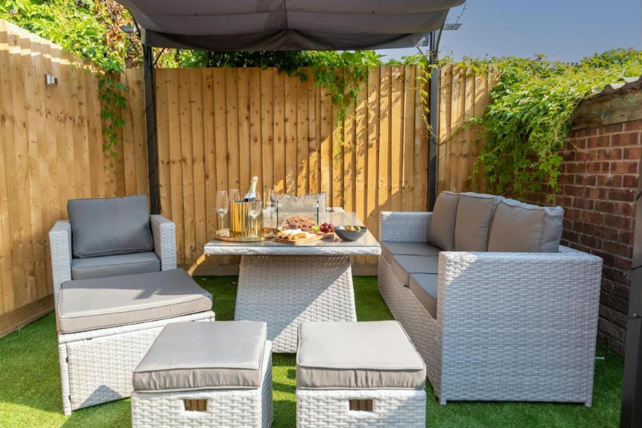 Cosy Cardiff Apartments - Garden Lounge Kültér fotó